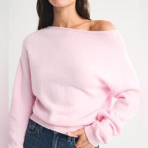 Abercrombie Merino Wool-Blend Slash Sweater Size:L